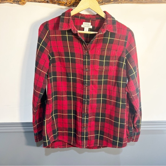 L.L. Bean Red Flannel Button Down Shirt Size S - Picture 1 of 12